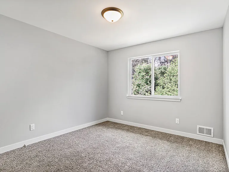 Chalet Dr — Photo 22