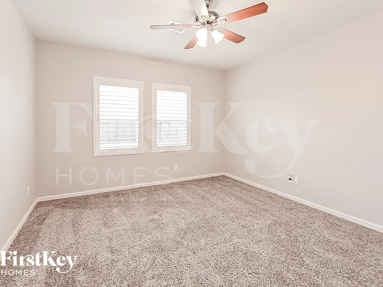 10080 Pappas Dr — Photo 10