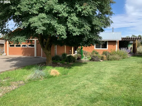 708 N Russell St, Joseph, OR 97846