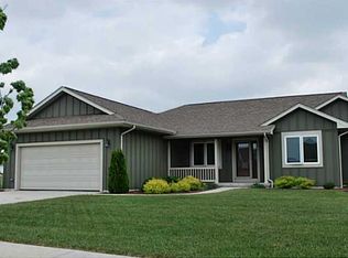 945 Arrowhead Trl, Wauseon, OH 43567