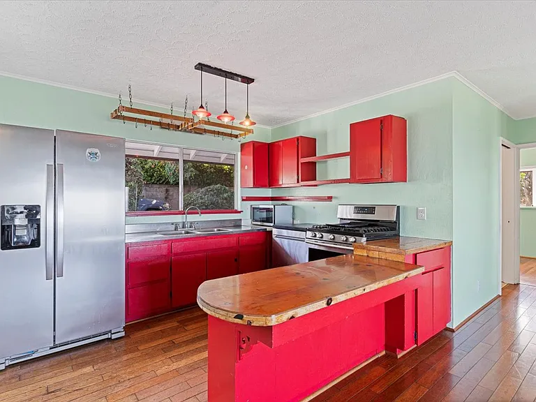 1076 Kehau Pl — Photo 8