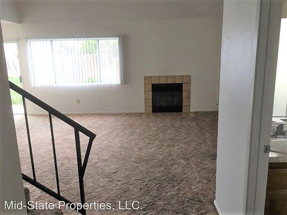2nd image of 575 Grande Ave