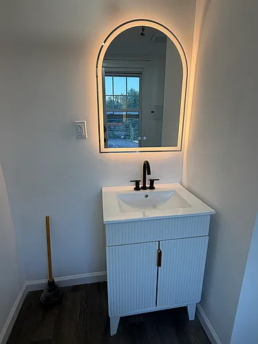 142 Main St #4 Photo 1