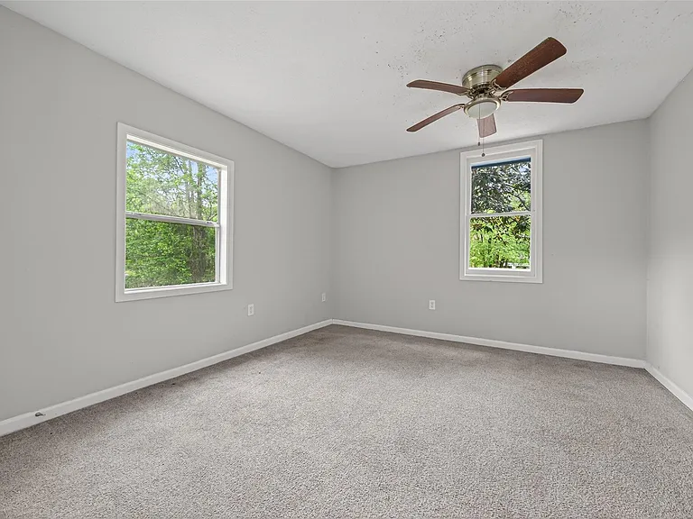 21146 Caney Dr — Photo 31