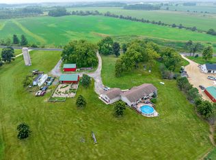 14508 Nichols Rd, Hebron, IL 60034