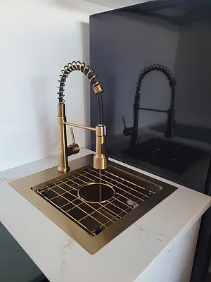 Rented by Keller Williams Realty NYC Group | media 10