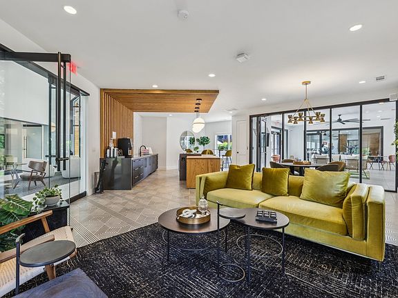 3rd image of 3350 Sweetwater Rd #1414