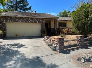 19015 Junipero Serra Dr, Sonoma, CA 95476