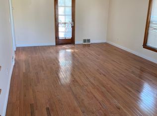 5114 Thomas St, Maple Heights, OH 44137