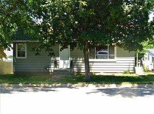 211 E Roosevelt Rd, Stillman Valley, IL 61084