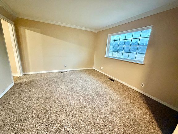 2nd image of 2712 Scenic View Dr NW