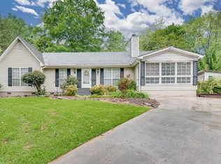 3035 Summerlake Dr, Gainesville, GA 30506