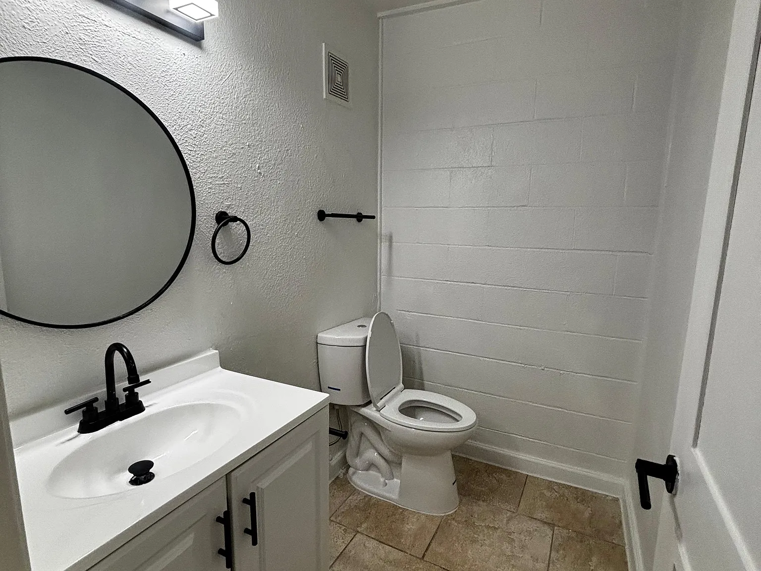 Maderas Apartments — Photo 3
