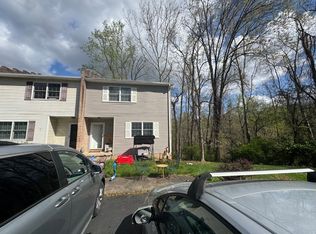 13 Saint Charles Pl #13, Charleston, WV 25314