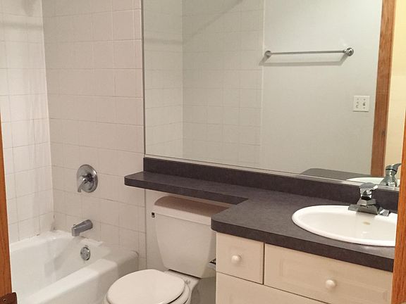 4th image of 2737 N Wayne Ave #1N1