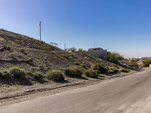 3rd image of 4156-4160 Peruvian Dr