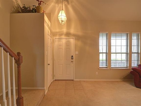 3rd image of 9003 Water Oak Dr