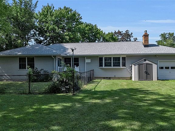 5th image of 4564 E River Rd