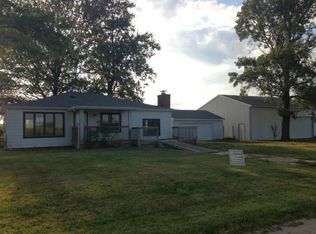 7479 N 300 W, Carthage, IN 46115