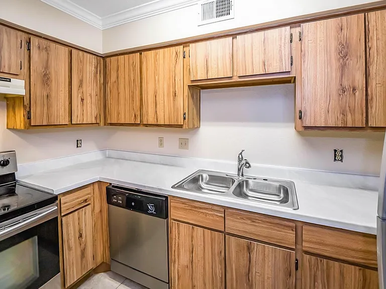 18511 Egret Bay Blvd #614 — Photo 3