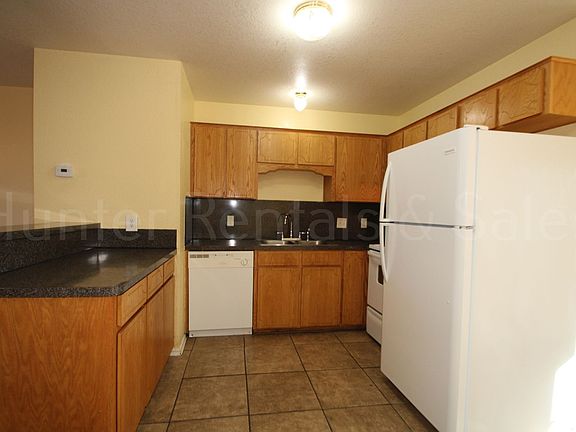 4th image of 3900C Gus Dr