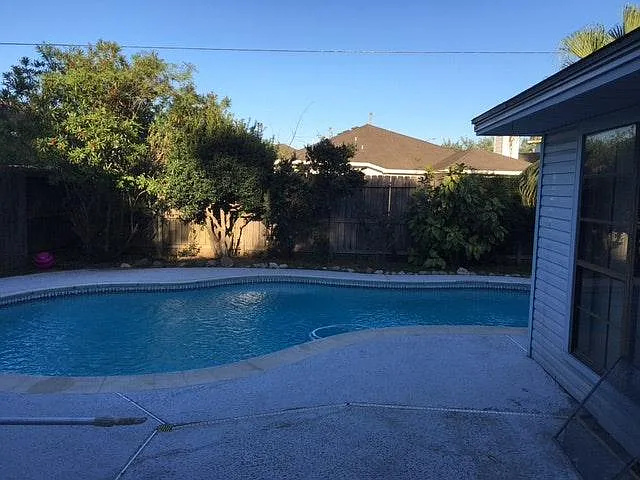 3226 Windmoor Dr — Photo 5