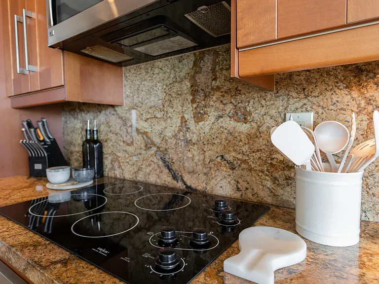 3217 Columbia St #8 — Photo 12