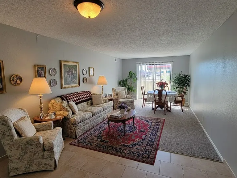 Cimarron Apartments — Photo 21