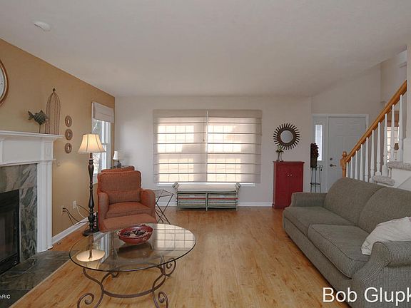 4th image of 6591 Glen Hollow Dr SE