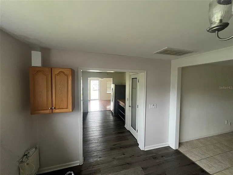 3101 W Dewey St — Photo 3