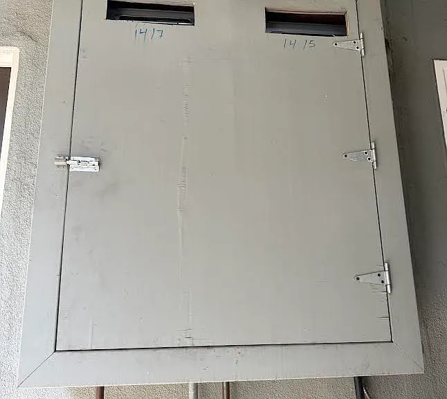 Tankless hot water heater (water is always hot)