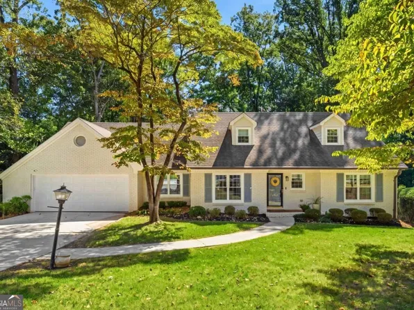 795 Spalding Dr, Sandy Springs, GA 30328