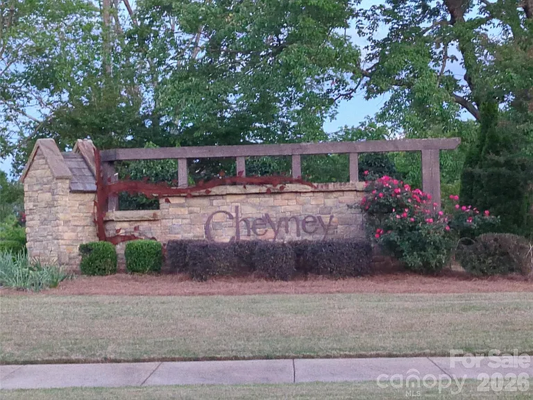 1140 Bigelow St — Photo 27