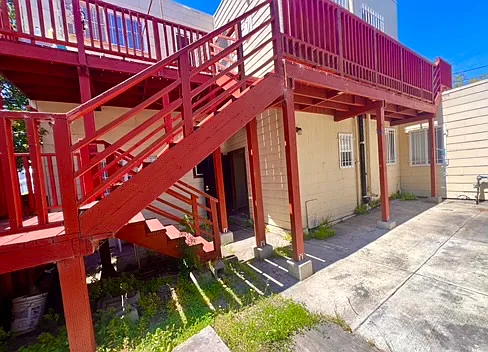 476 Van Dyke Ave — Photo 13