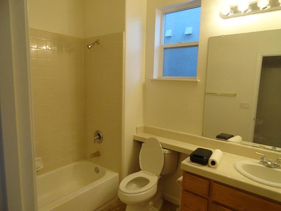 2nd image of 200 Ainger Cir