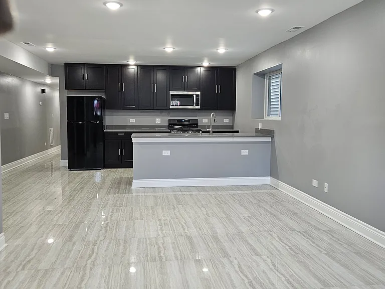 3617 S Honore St #B — Photo 2