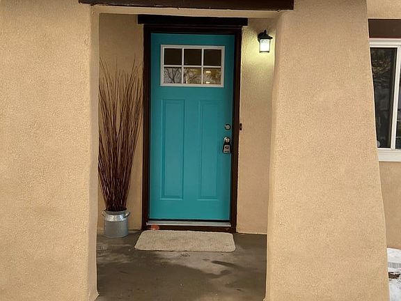 4th image of 816 E Clarion Dr