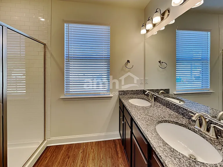 5130 Franks Creek Way — Photo 17