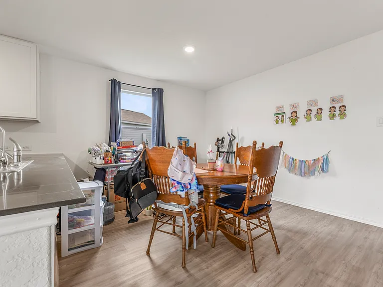 726 Tulsa Trl — Photo 10