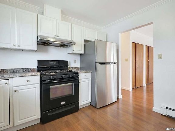 4th image of 82A 5th Ave #2