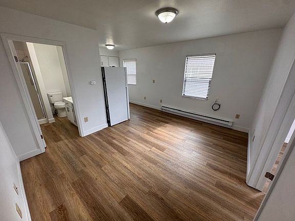 3rd image of 1618 N Lincoln St #1