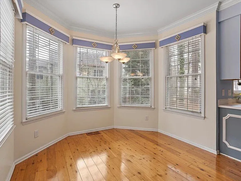 2804 Shofield Ct — Photo 11