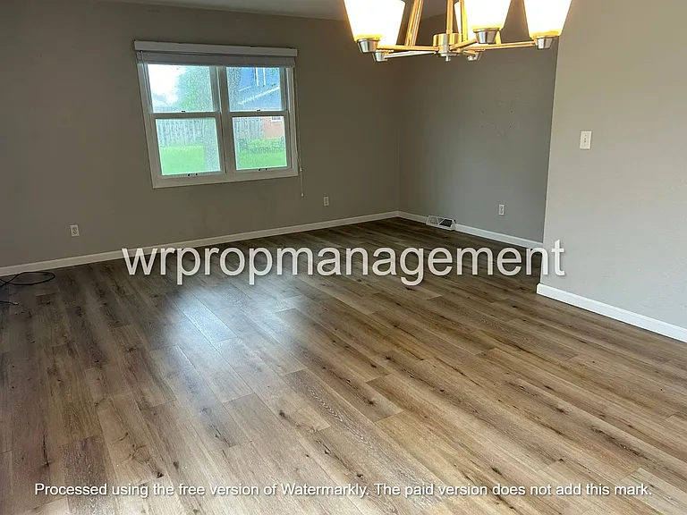 2518-2520 Dean Rd — Photo 5