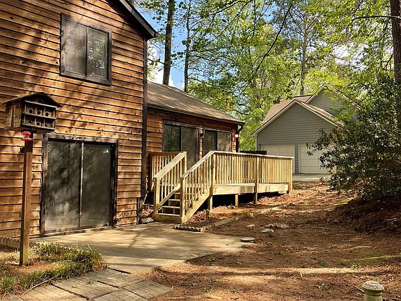 2nd image of 7583 Raleigh Ln