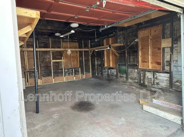 9 Lund St, Nashua, NH 03060