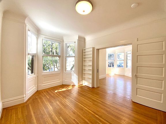 5th image of 1197 Green St #0