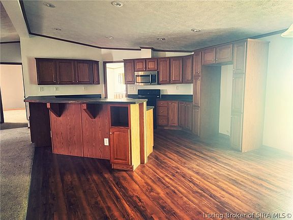 2nd image of 114 N Main Street