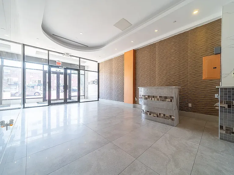6298 Woodhaven Blvd #4 — Photo 4
