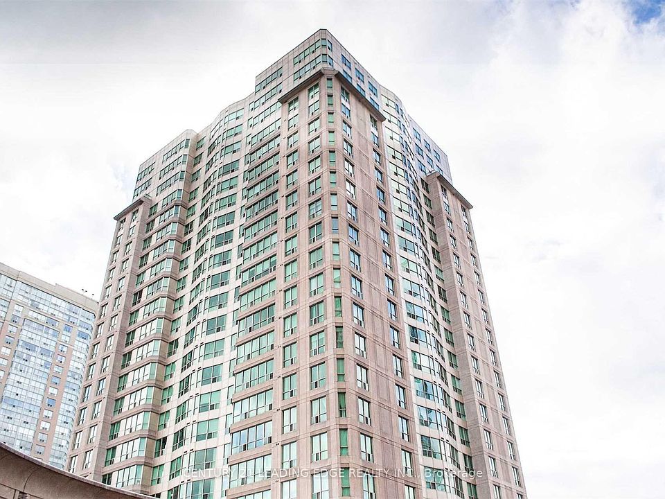 1st image of 18 Lee Centre Dr #903