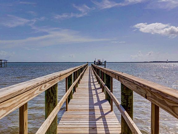 3rd image of 3119 S Indian River Drive